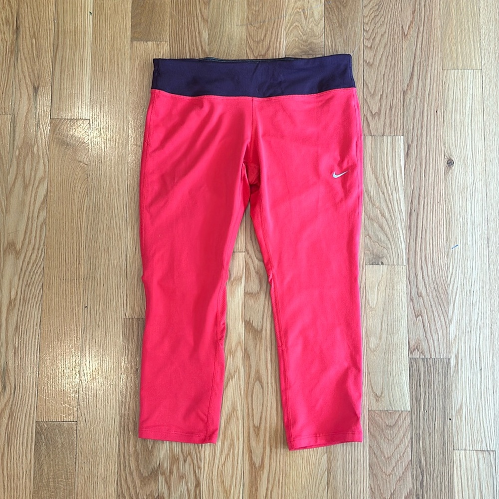Nike women’s cropped running leggings